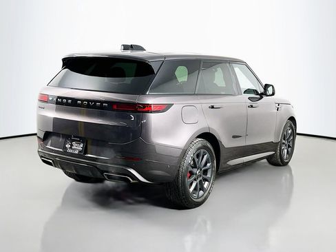 Used 2024 Land Rover Range Rover Sport Dynamic SE image 5