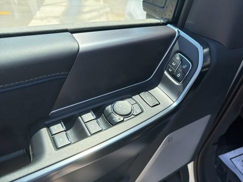 New 2026 Ford F250 Platinum AWD/4WD image 15