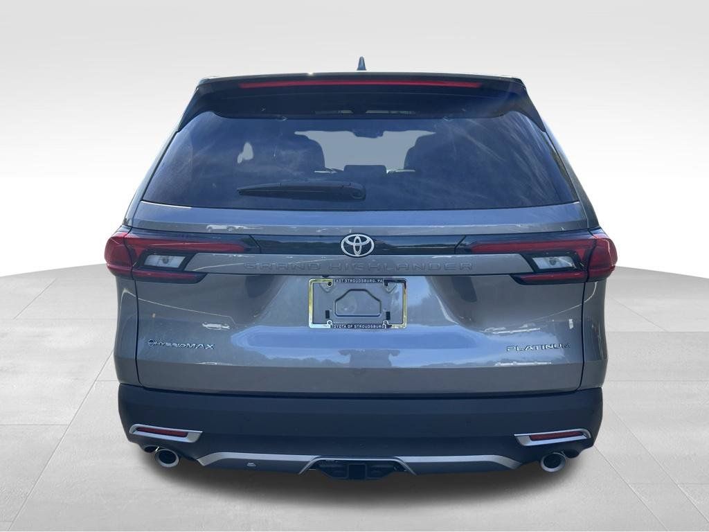 New 2026 Toyota Grand Highlander AWD Hybrid image 4