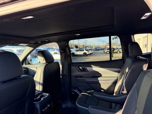 New 2026 Buick Enclave Sport Touring w/ Power Package AWD/4WD image 14