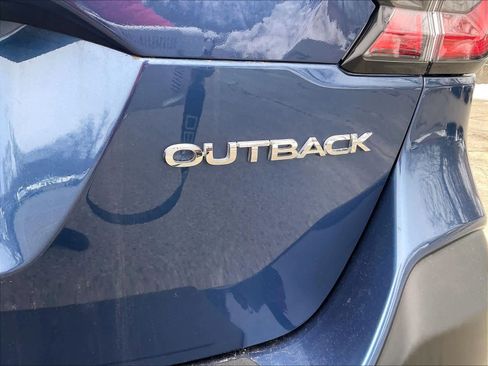 Used 2022 Subaru Outback Limited image 28