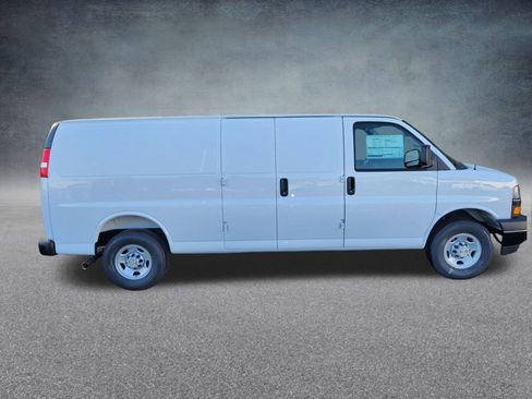 New 2025 Chevrolet Express 2500 Extended w/ Driver Convenience Package image 4