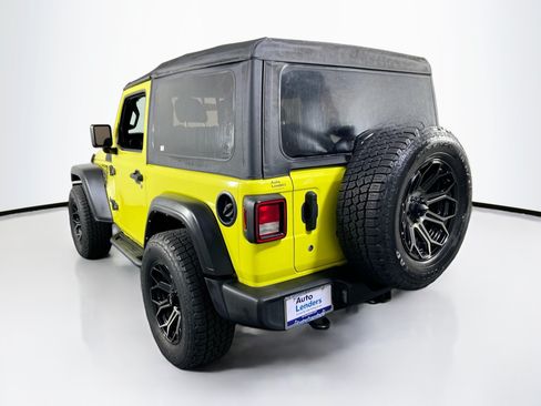 Used 2022 Jeep Wrangler Sport AWD/4WD image 7