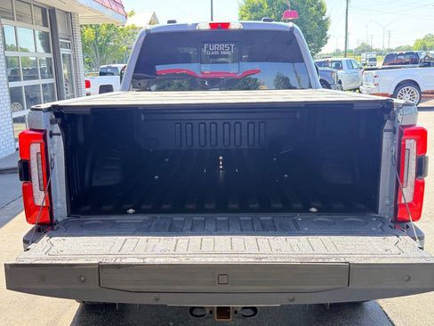 Used 2024 Ford F250 Platinum AWD/4WD image 10