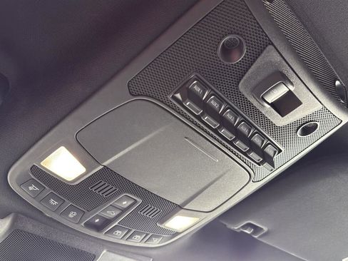 Used 2019 Ford F150 Raptor w/ Equipment Group 802A Luxury image 23