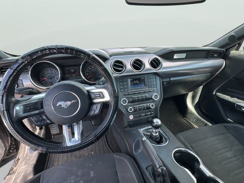 Used 2015 Ford Mustang GT RWD image 14