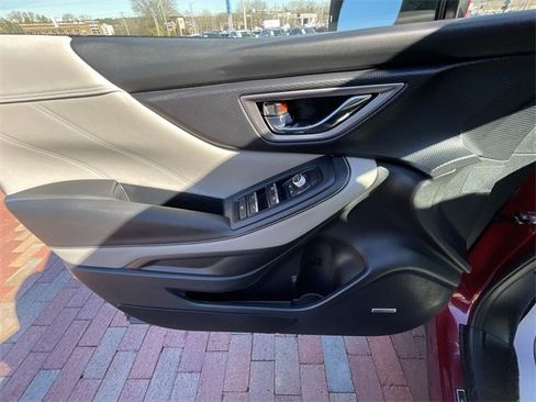 Used 2023 Subaru Forester Limited image 10