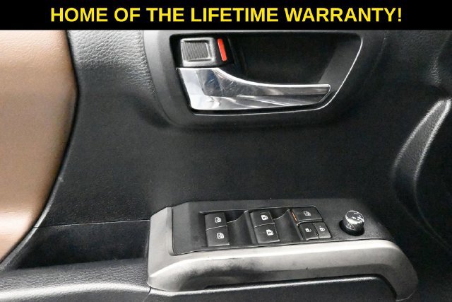 Used 2016 Toyota Tacoma Limited w/ Towing Package AWD/4WD image 13