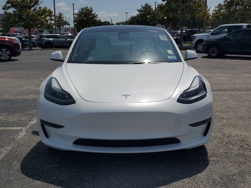 Used 2023 Tesla Model 3 Standard Range RWD image 2