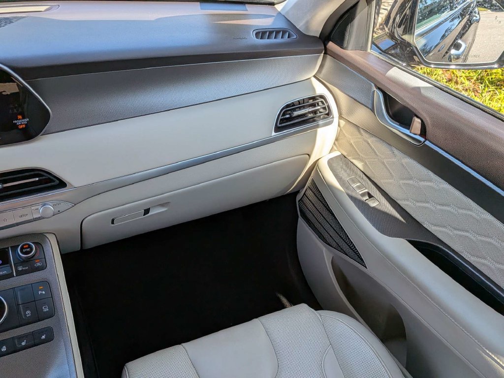 Used 2020 Hyundai Palisade Limited FWD image 16
