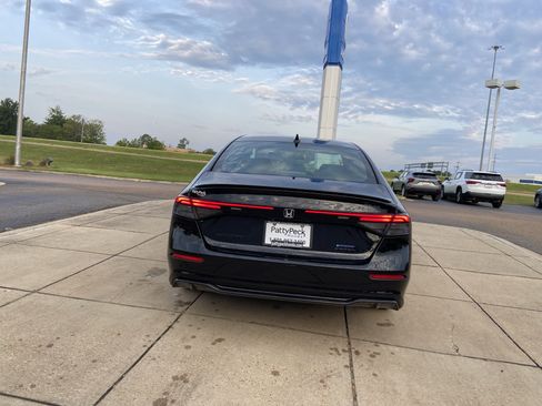 New 2026 Honda Accord Sport image 9