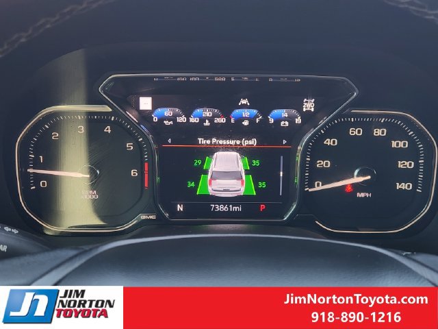 Used 2021 GMC Yukon AT4 w/ Rear Media and Nav Package AWD/4WD image 18
