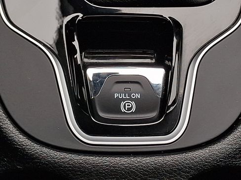 Used 2022 Jeep Cherokee Limited w/ Elite Package image 29