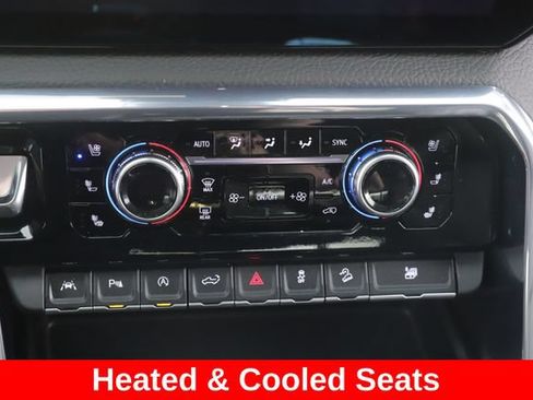 Used 2024 GMC Sierra 1500 Denali w/ Denali Reserve Package AWD/4WD image 4
