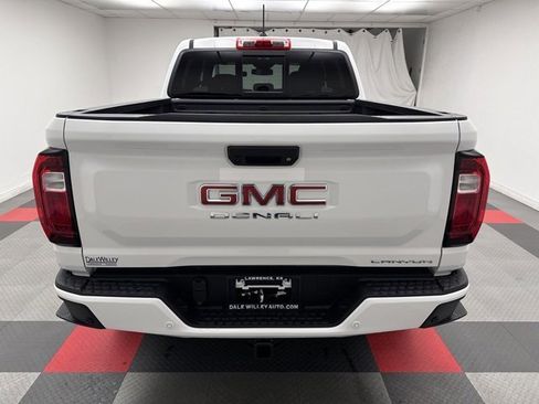 New 2026 GMC Canyon Denali image 5