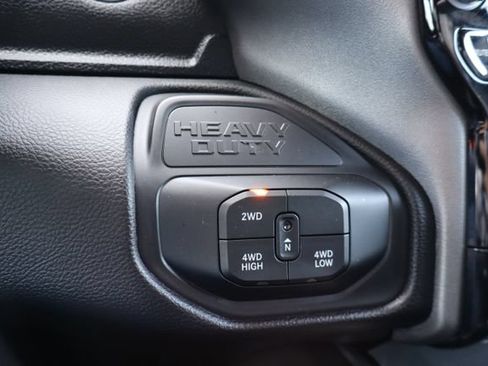 Used 2025 RAM 3500 Laramie AWD/4WD image 27