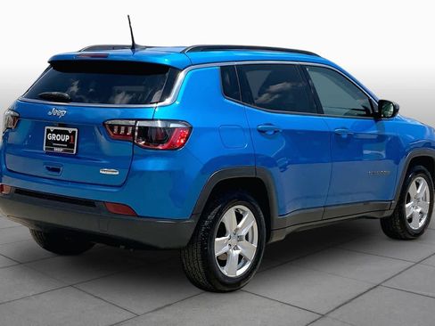 Used 2022 Jeep Compass Latitude FWD image 13