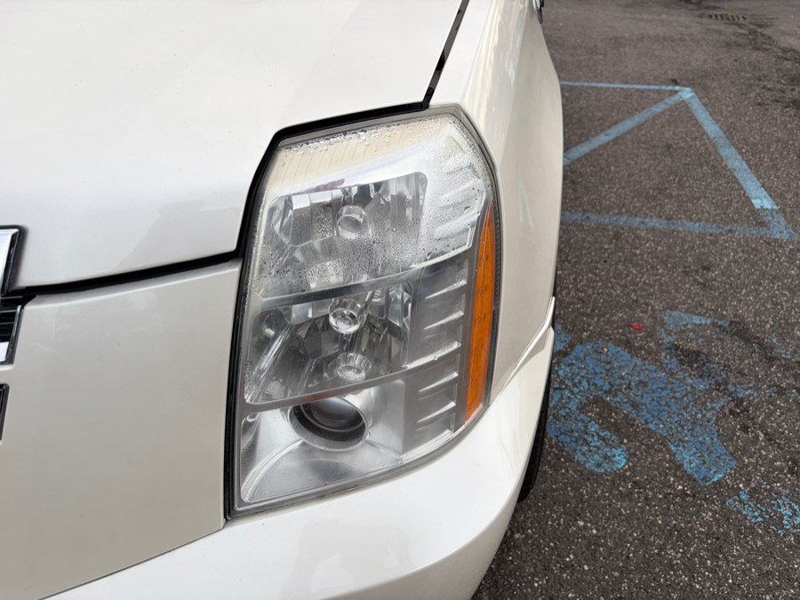 Used 2010 Cadillac Escalade 4WD Hybrid image 39