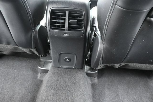 Used 2025 Ford Escape ST-Line FWD image 36