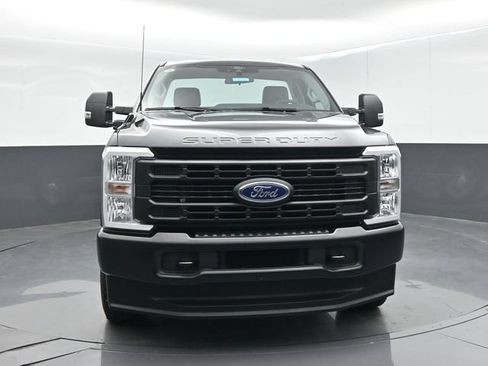 Used 2026 Ford F250 XL AWD/4WD image 3