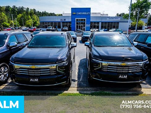 Used 2019 Chevrolet Colorado W/T w/ Custom Special Edition RWD image 61
