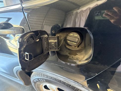 Used 2016 Honda CR-V LX image 9
