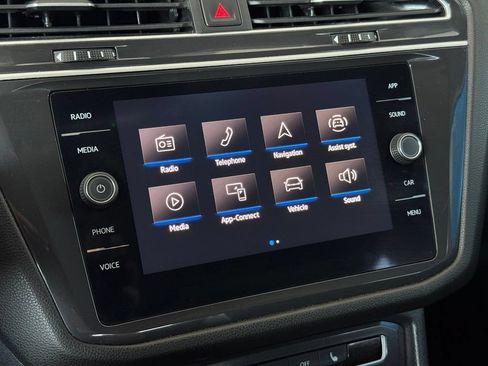 Used 2024 Volkswagen Tiguan Wolfsburg Edition AWD/4WD image 32