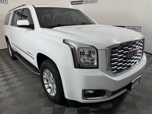 Used 2019 GMC Yukon XL SLT w/ Open Road Package AWD/4WD image 8