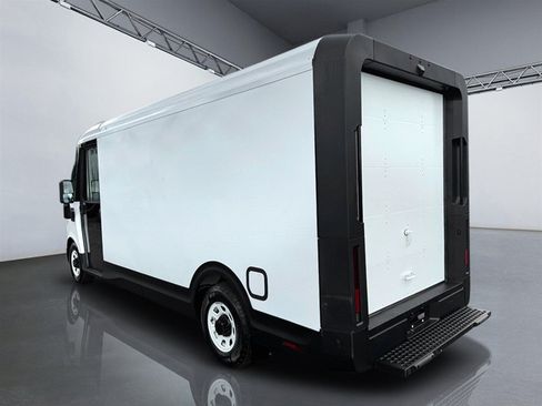 Used 2024 Chevrolet Brightdrop 600 w/ Commercial Equipment Package AWD/4WD image 5