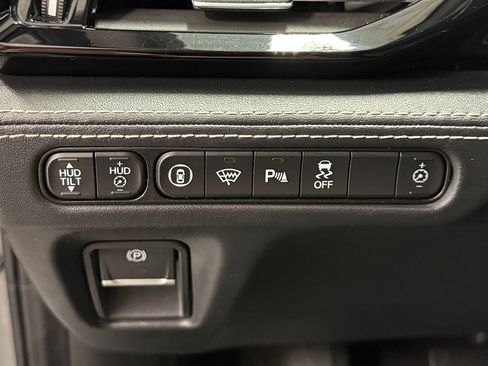 Used 2022 Acura MDX SH-AWD w/ Advance Package image 21