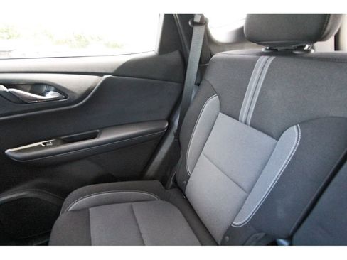 Used 2025 Chevrolet Blazer LT AWD/4WD image 11