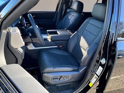 Used 2025 Toyota Sequoia Limited image 18