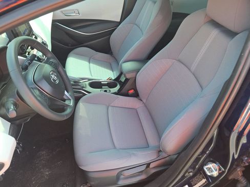 Used 2025 Toyota Corolla SE FWD image 8