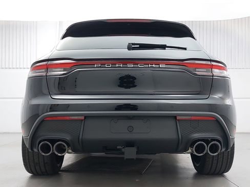 New 2026 Porsche Macan S image 6