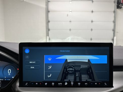 Used 2023 Ford Escape Active w/ Tech Pack #2 image 37