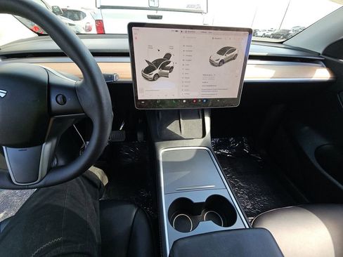 Used 2021 Tesla Model Y Long Range AWD/4WD image 13
