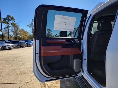 New 2026 GMC Sierra 3500 Denali Ultimate image 30