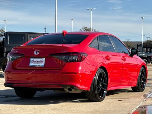 Used 2025 Honda Civic Sport image 8