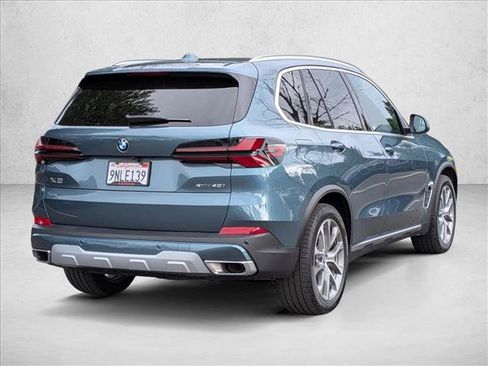 Used 2025 BMW X5 xDrive40i w/ Premium Package AWD/4WD image 5