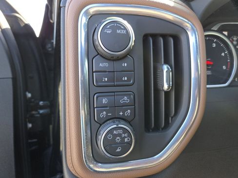 Used 2023 Chevrolet Silverado 2500 High Country image 4