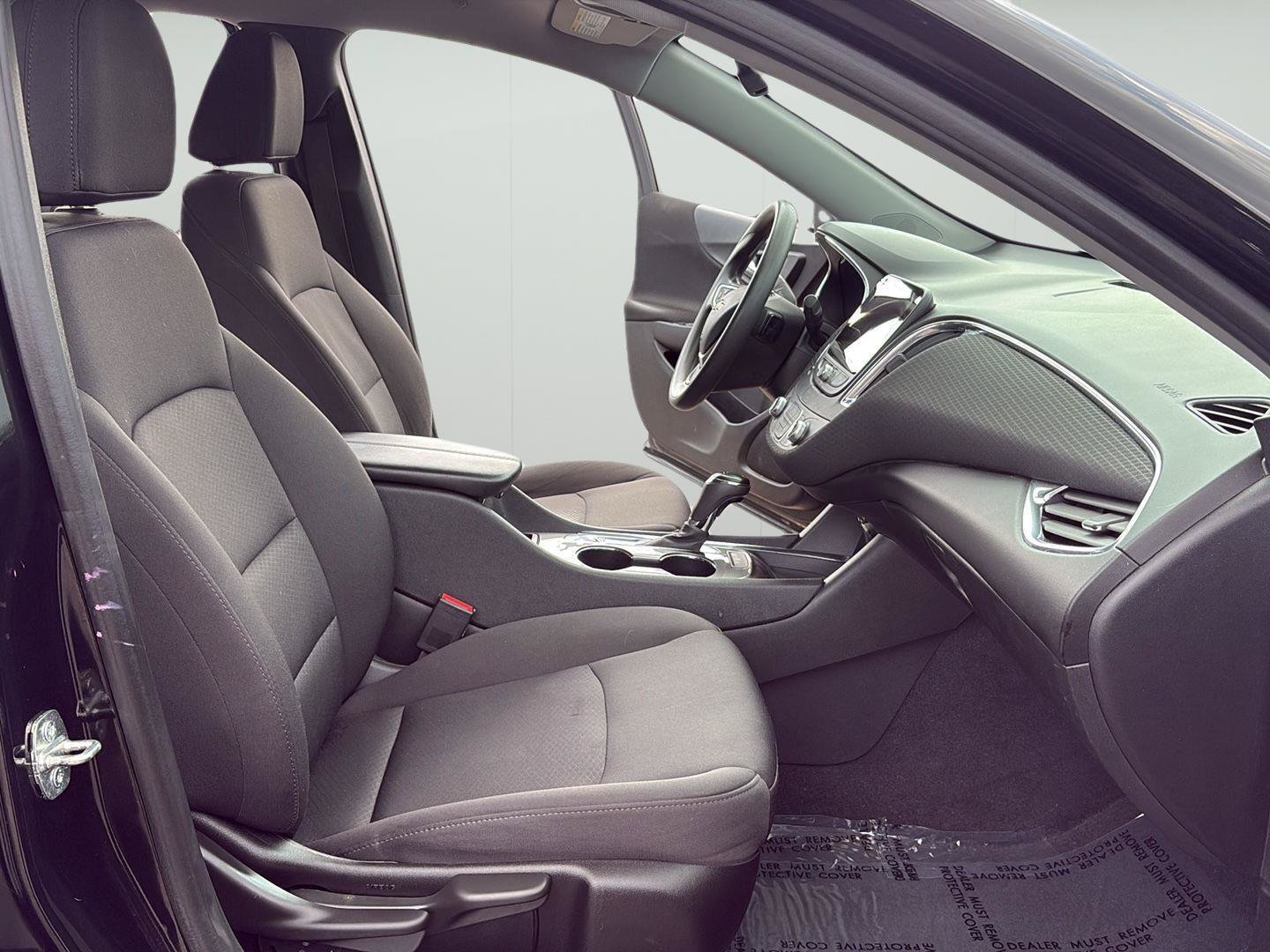 Used 2019 Chevrolet Malibu LT FWD image 14