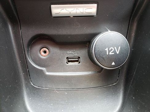 Used 2017 Ford Fiesta SE FWD image 24