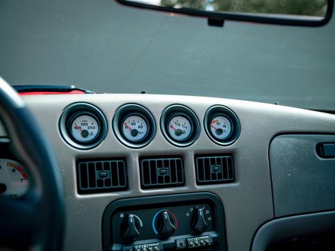 Used 1994 Dodge Viper RT/10 image 12