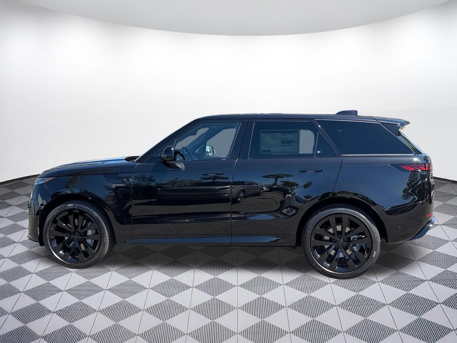 New 2027 Land Rover Range Rover Sport Dynamic SE AWD/4WD image 2