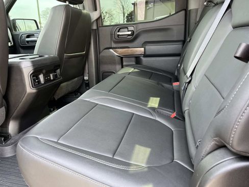 Used 2020 Chevrolet Silverado 1500 LT Trail Boss image 15