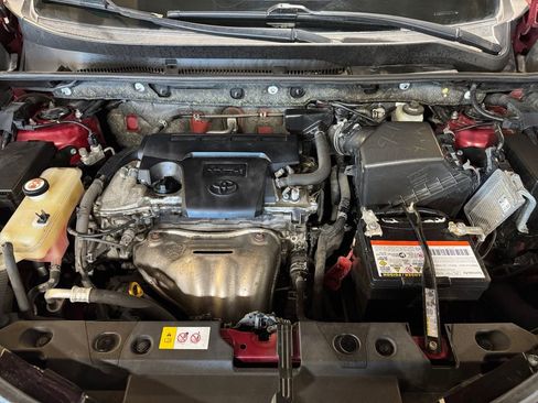 Used 2018 Toyota RAV4 XLE w/ Plus Extra Value Package AWD/4WD image 27