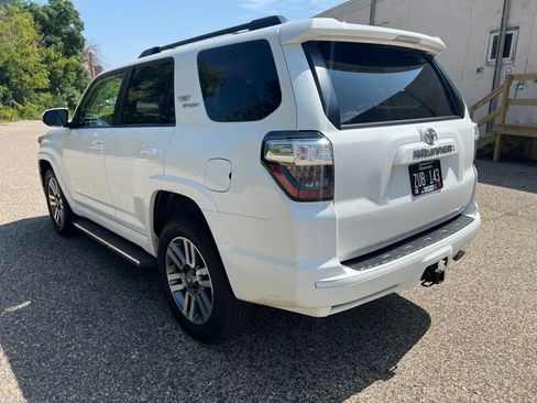 Used 2022 Toyota 4Runner TRD Sport w/ Technology Package AWD/4WD image 3
