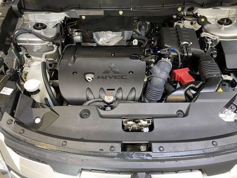 Used 2024 Mitsubishi Outlander Sport ES AWD/4WD image 10