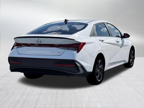 New 2026 Hyundai Elantra Sport image 7