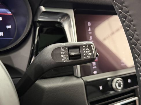 New 2026 Porsche Macan image 51